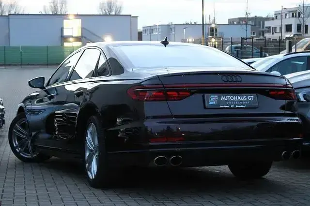 Gebraucht Audi S8 Sport 571 PS (419 kW) 2020 Braun Limousine