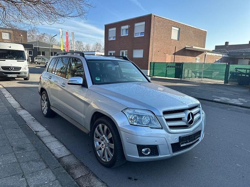 Gebraucht Mercedes GLK320 224 PS (164 kW) 2009 Grau SUV