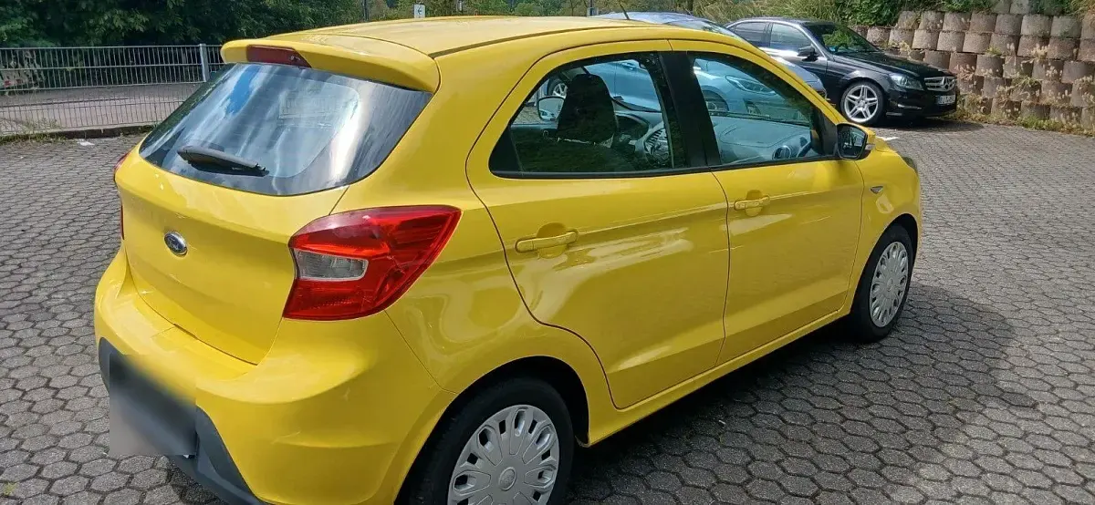 Gebraucht Ford Ka Cool & Sound Edition 86 PS (63 kW) 2016 Gelb Kleinwagen
