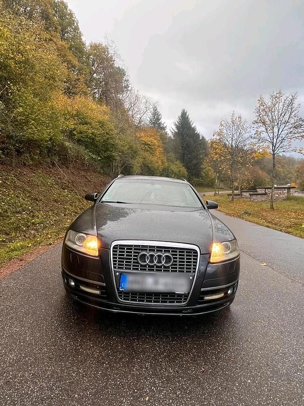 Gebraucht 2005 Audi A6 Kombi | 3.550 € (Teuer) - Bild 1/4