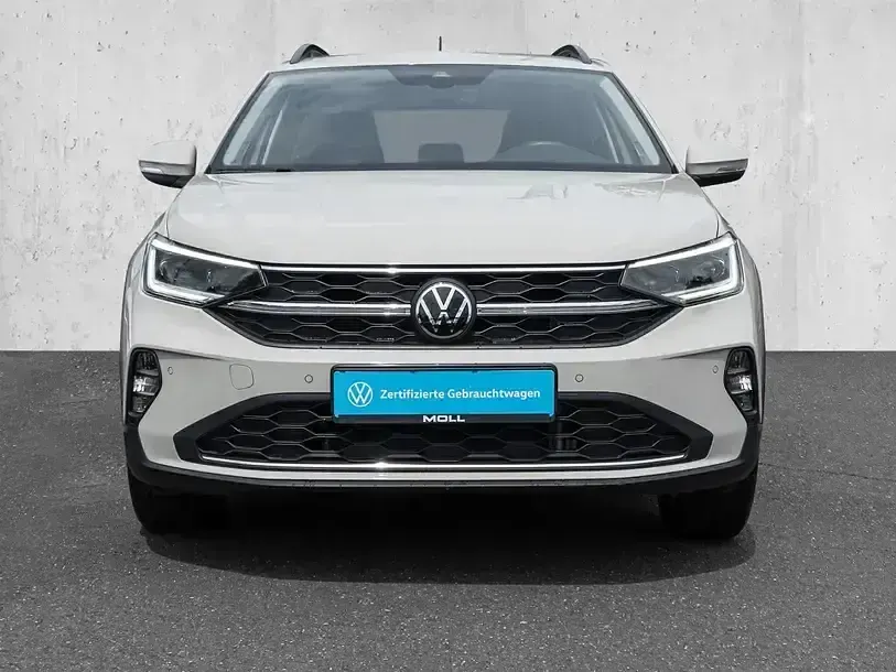 Gebraucht VW Taigo Life 110 PS (80 kW) 2023 Ascotgrau SUV