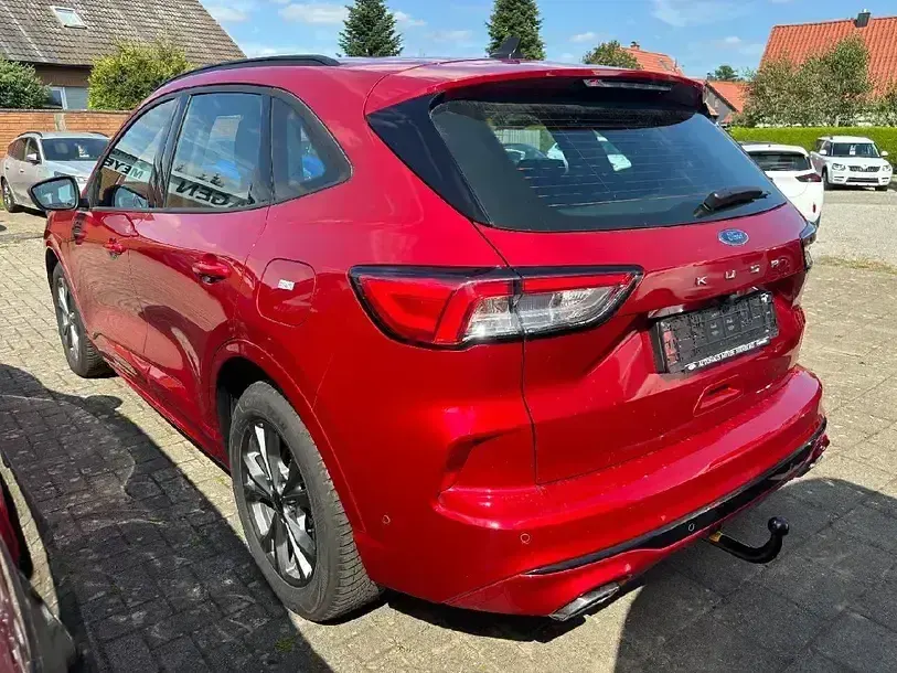 Gebraucht Ford Kuga ST-Line 150 PS (110 kW) 2024 Lucidrot metallic SUV