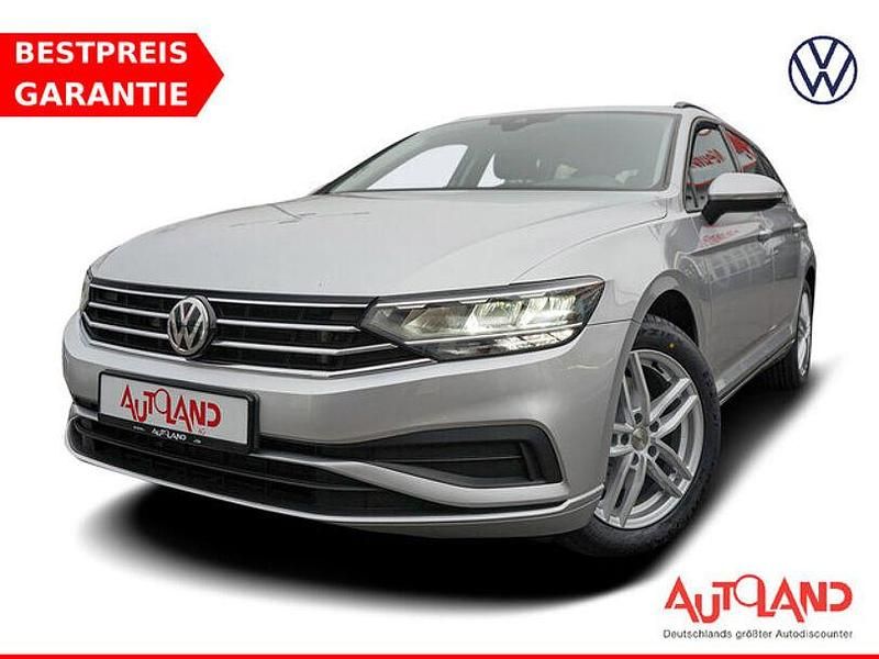 Silber Gebraucht 2019 VW Passat Kombi | 19.890 € (Etwas zu teuer) - Bild 1/4