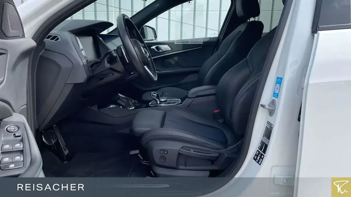 Gebraucht BMW 135 306 PS (225 kW) 2023 Alpinweiß uni Kleinwagen