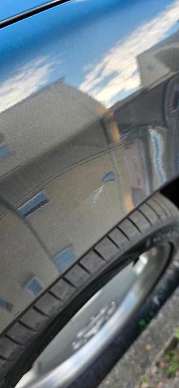 Gebraucht Mercedes E200 118 PS (86 kW) 1993 Schwarz Limousine