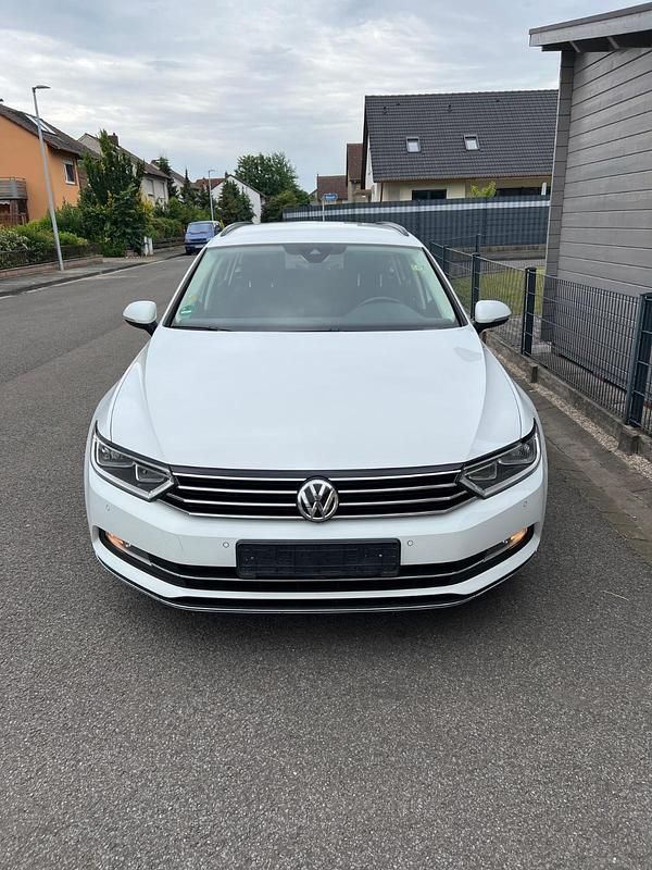Second-hand VW Passat 190 CP (139 kW) 2019 Alb Break