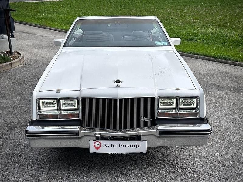 Gebraucht Buick Riviera 140 PS (102 kW) 1983 Weiß Coupé