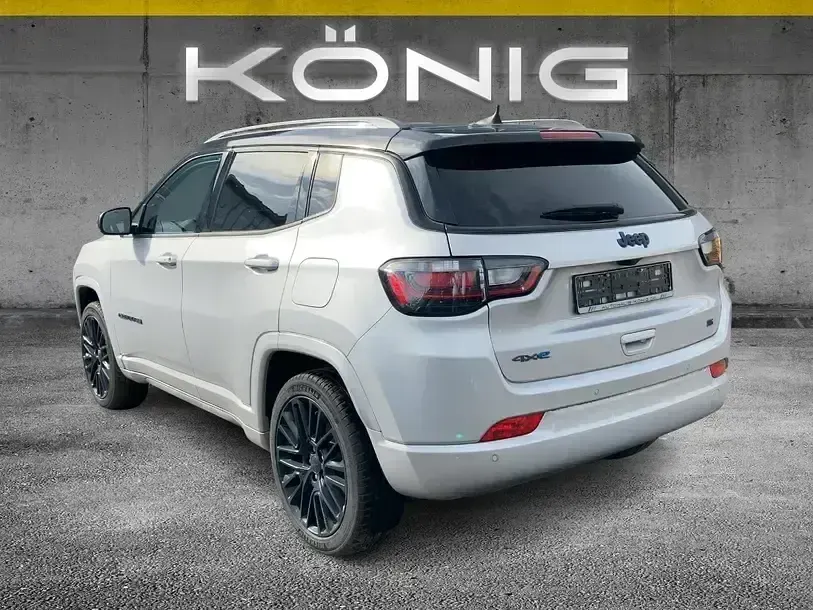 Gebraucht Jeep Compass 180 PS (132 kW) 2022 Silber SUV