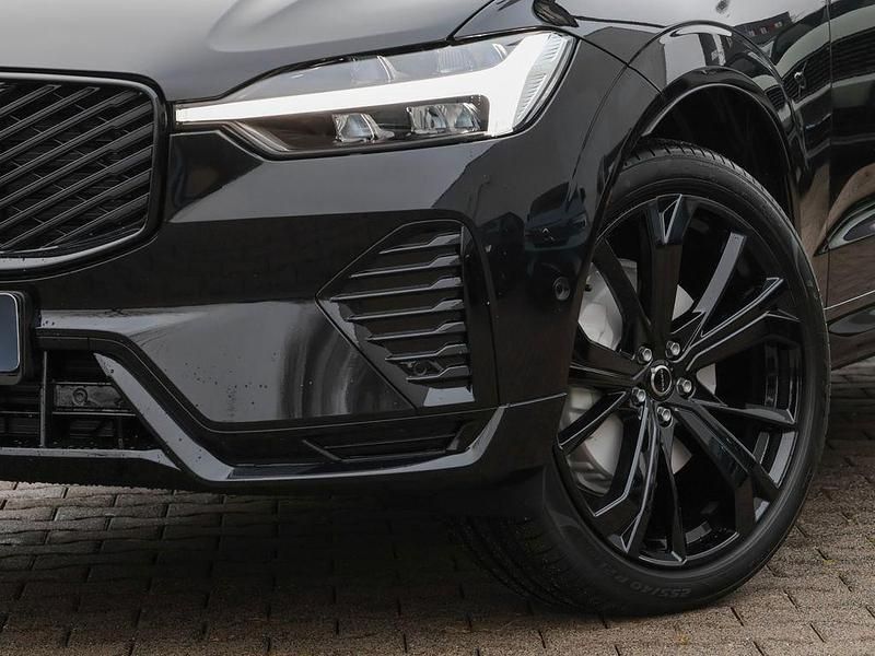 Nowe Volvo XC60 Plus 310 KM (228 kW) 2026 Czarny SUV