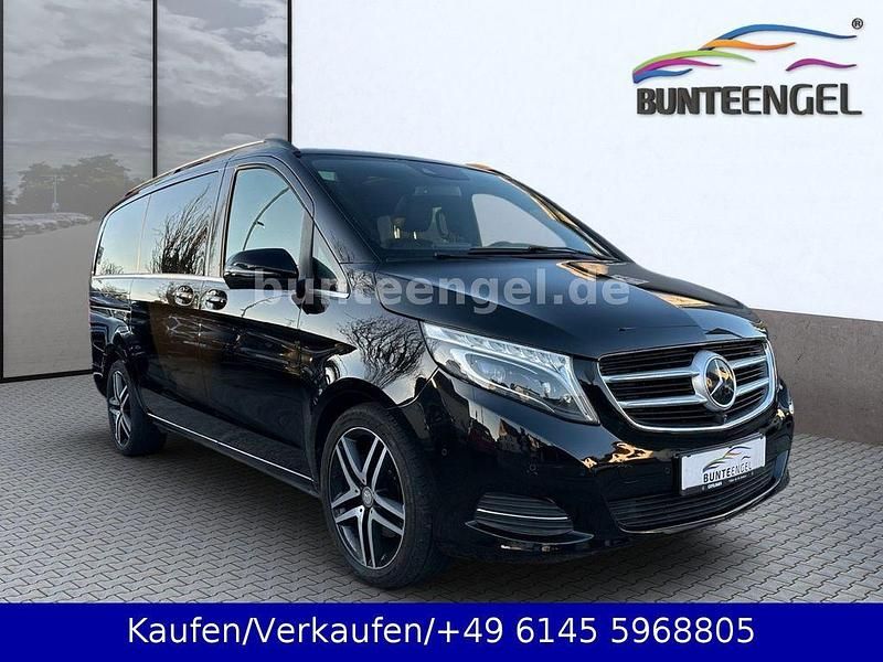 Gebraucht Mercedes V250 Avantgarde Edition 190 PS (139 kW) 2016 Schwarz Van / Kleinbus