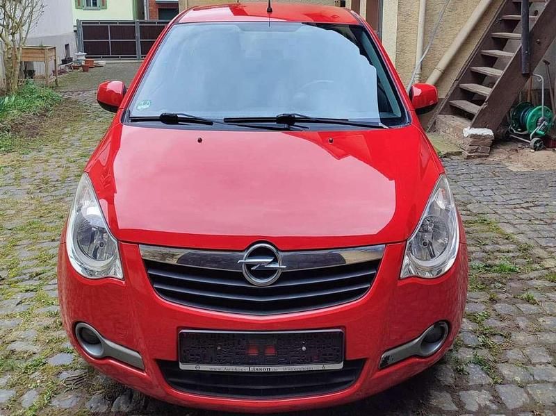 Gebraucht Opel Agila Edition 86 PS (63 kW) 2010 Rot Kleinwagen