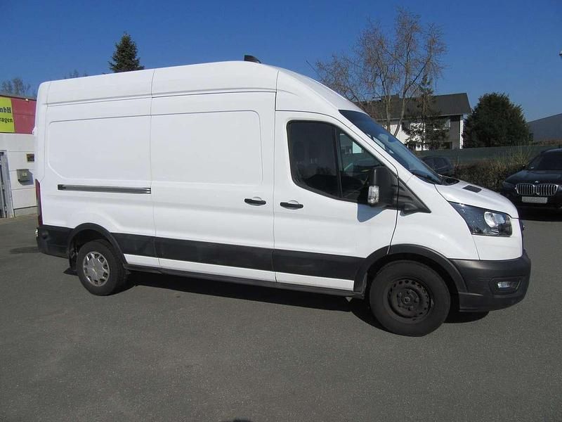 Gebraucht Ford Transit Trend 131 PS (96 kW) 2024 Frostweiß Van / Kleinbus