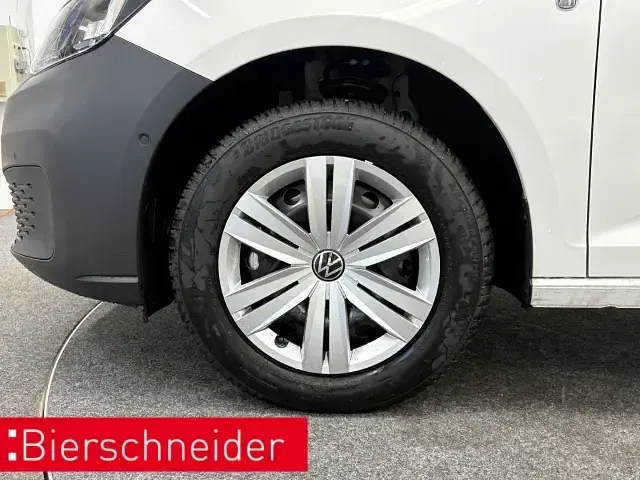 Gebraucht VW Caddy Maxi Comfortline 102 PS (75 kW) 2025 Weiss Van / Kleinbus