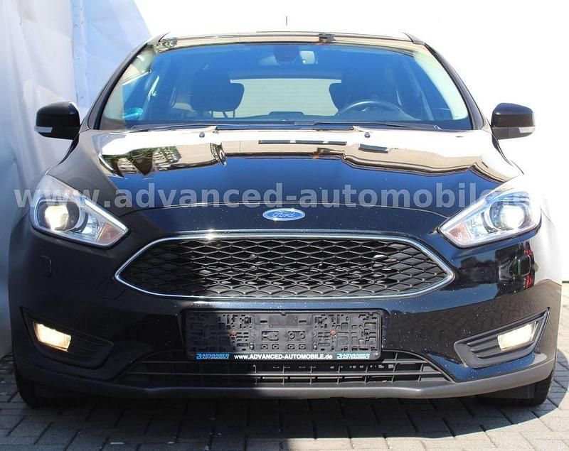 Gebraucht Ford Focus Business Edition 150 PS (110 kW) 2017 Schwarz Limousine