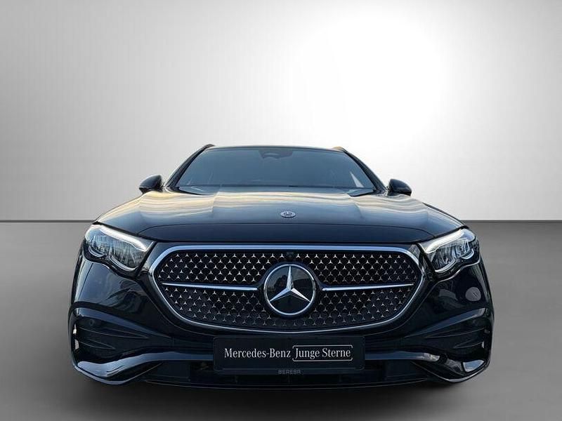 Gebraucht Mercedes E200 AMG 204 PS (150 kW) 2025 Schwarz Kombi