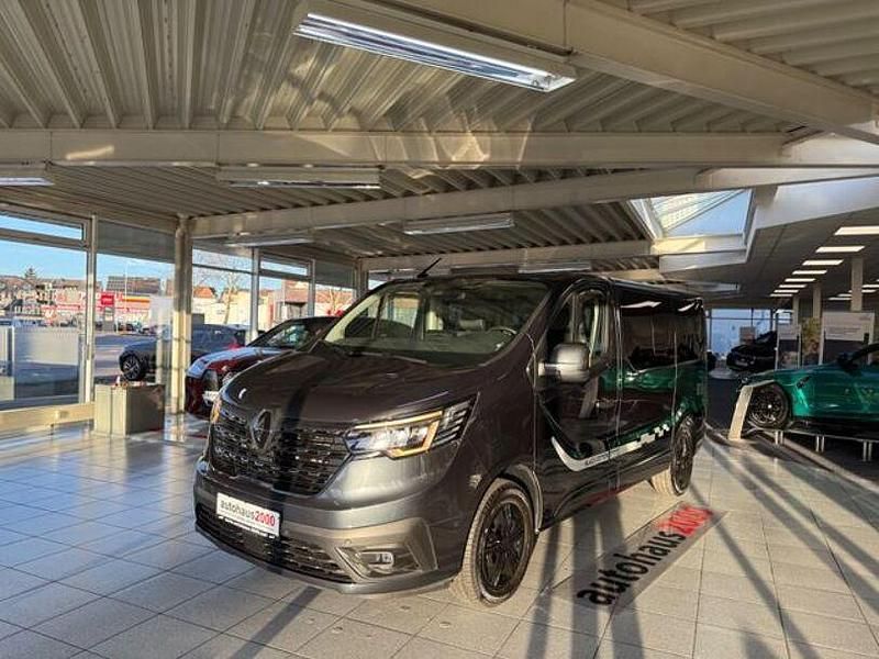 Gebraucht Renault Trafic Life 150 PS (110 kW) 2024 Schwarz Van / Kleinbus