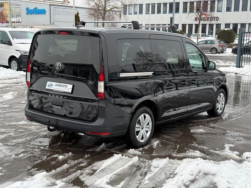 Gebraucht VW Caddy Maxi 102 PS (75 kW) 2022 Schwarz Van / Kleinbus