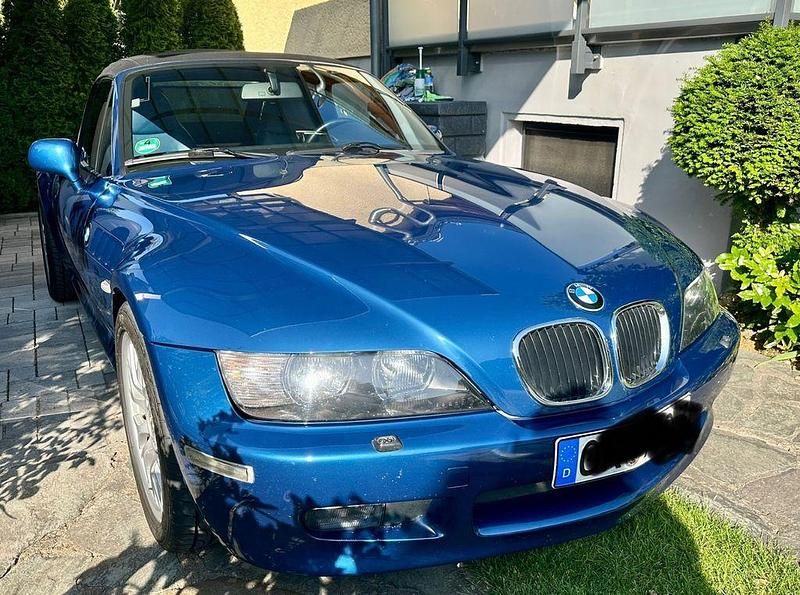 Blau Gebraucht 2001 BMW Z3 Performance Cabrio | 16.900 € - Bild 1/4