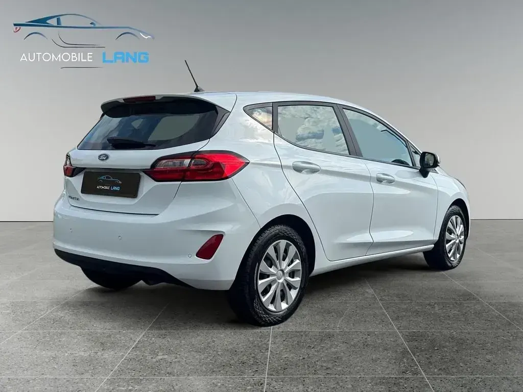 Gebraucht Ford Fiesta Cool & Connect 101 PS (74 kW) 2023 Weiß Kleinwagen