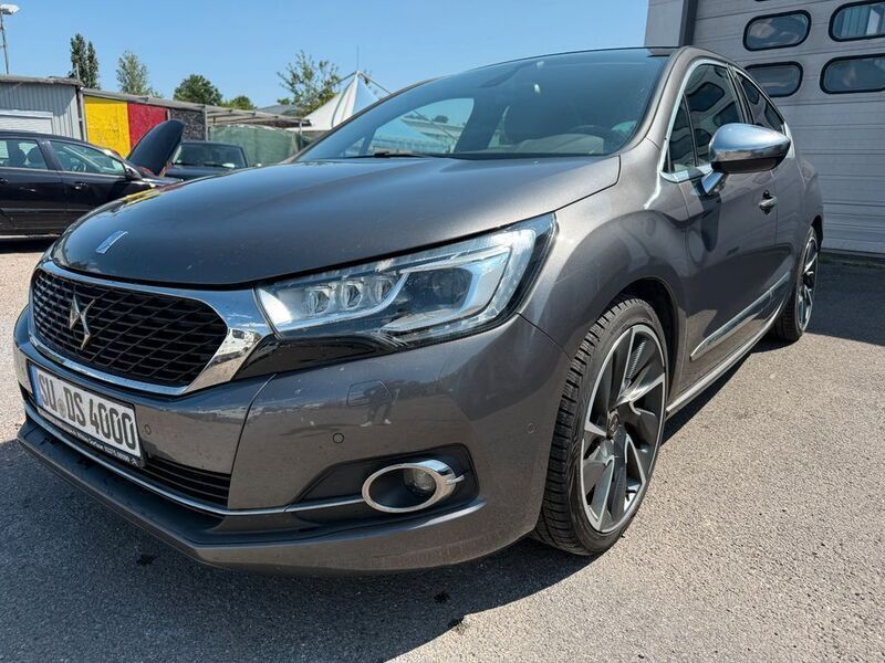 Grau Gebraucht 2016 DS Automobiles DS4 Limousine | 9.900 € (Fairer Preis) - Bild 1/4