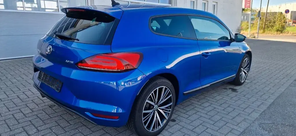 Gebraucht VW Scirocco Allstar 179 PS (131 kW) 2016 Blau Coupé