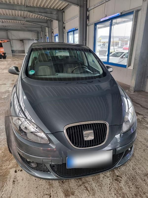 Gebraucht Seat Altea Reference 102 PS (75 kW) 2006 Grau Van / Kleinbus