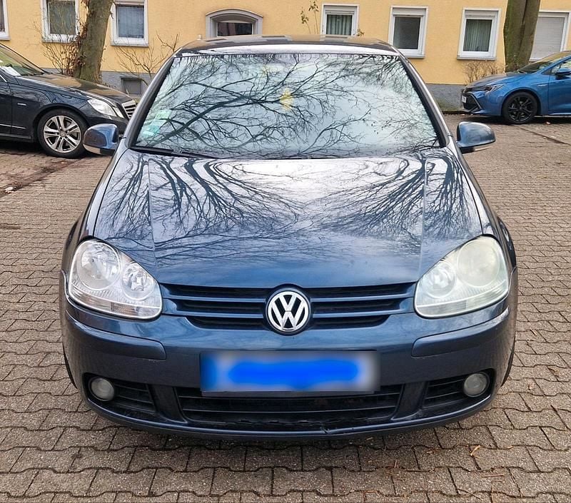 Gebraucht VW Golf IV Edition 140 PS (102 kW) 2005 Grau Limousine