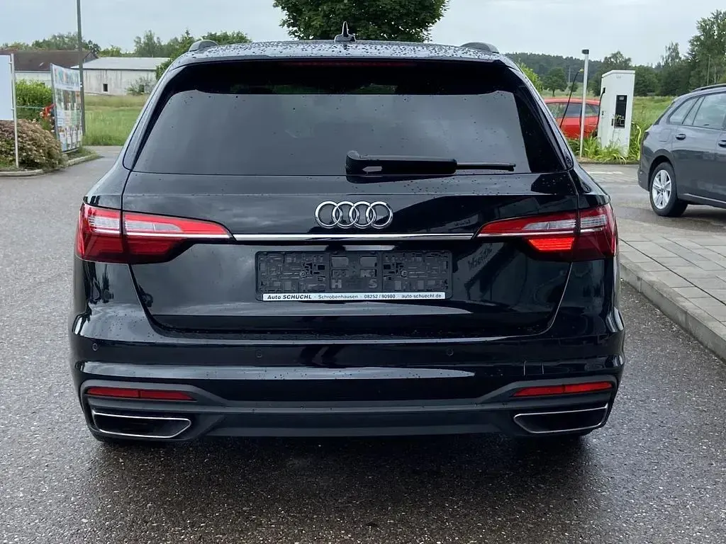 Gebraucht Audi A4 150 PS (110 kW) 2022 Schwarz Kombi