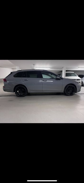 Grau Gebraucht 2022 VW Golf VIII Style Kombi | 21.000 € (Superpreis) - Bild 1/4