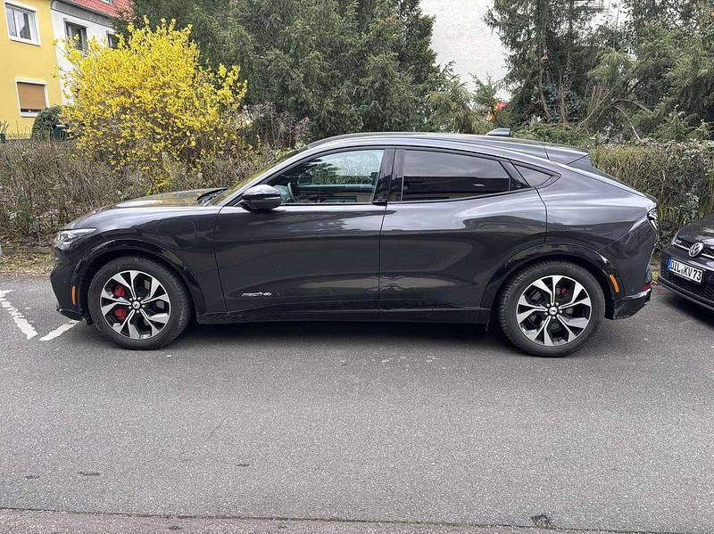 Gebraucht Ford Mustang Mach-E Premium 197 kW (269 PS) 2023 SUV