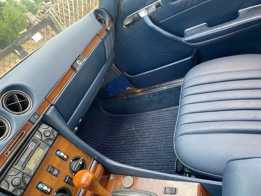 Gebraucht Mercedes SL500 231 PS (169 kW) 1983 Blau Cabrio
