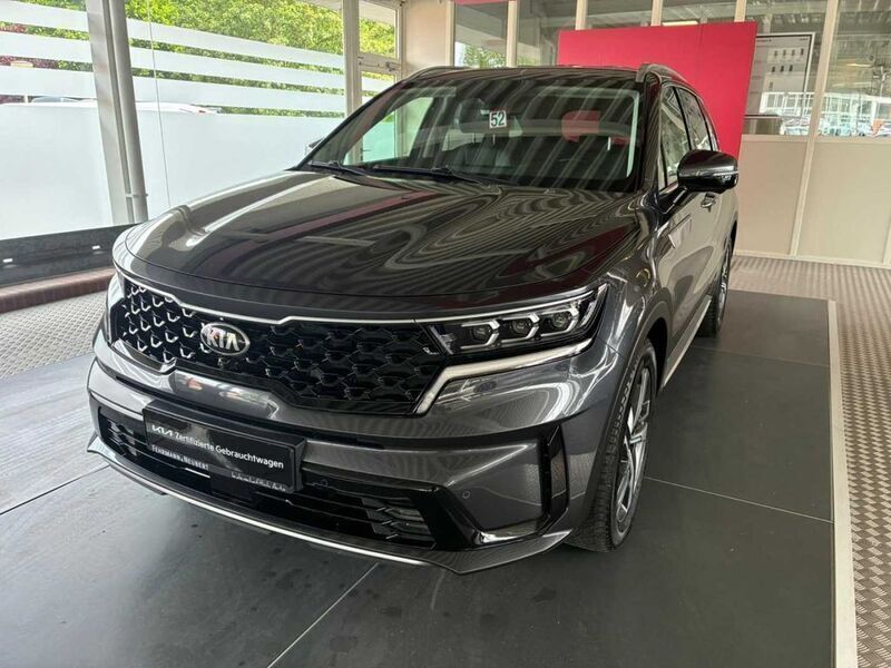 Grau Gebraucht 2021 Kia Sorento Spirit SUV | 34.790 € (Fairer Preis) - Bild 1/4