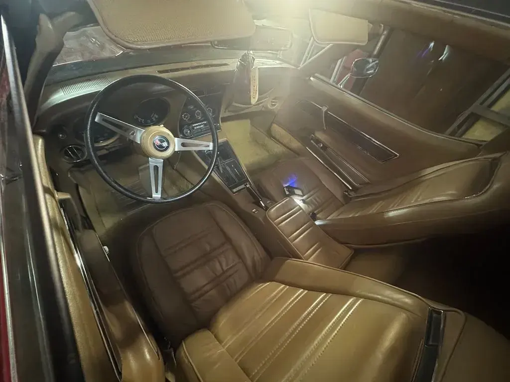 Gebraucht Corvette C3 197 PS (144 kW) 1975 Rot Coupé