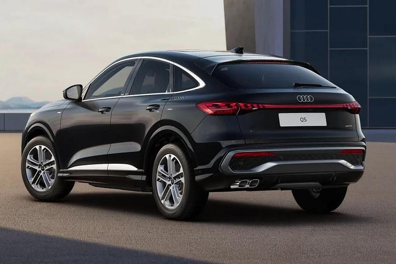 Neu Audi Q5 Ambiente 204 PS (150 kW) 2025 Grün SUV