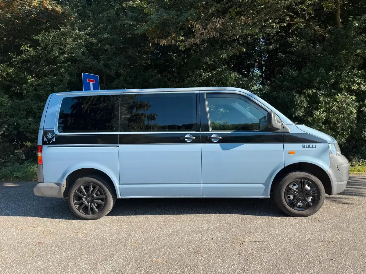 Gebraucht VW Caravelle 130 PS (95 kW) 2007 Blau Van