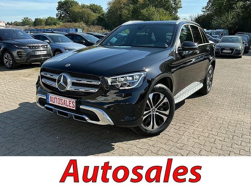 Schwarz Gebraucht 2022 Mercedes GLC300e SUV | 30.826 € (Fairer Preis) - Bild 1/4