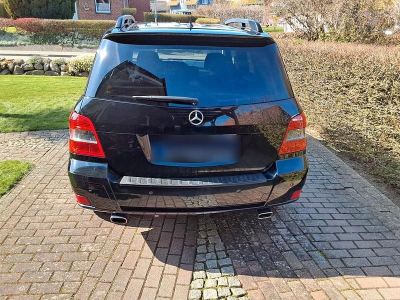 Gebraucht Mercedes GLK250 204 PS (150 kW) 2010 Schwarz SUV