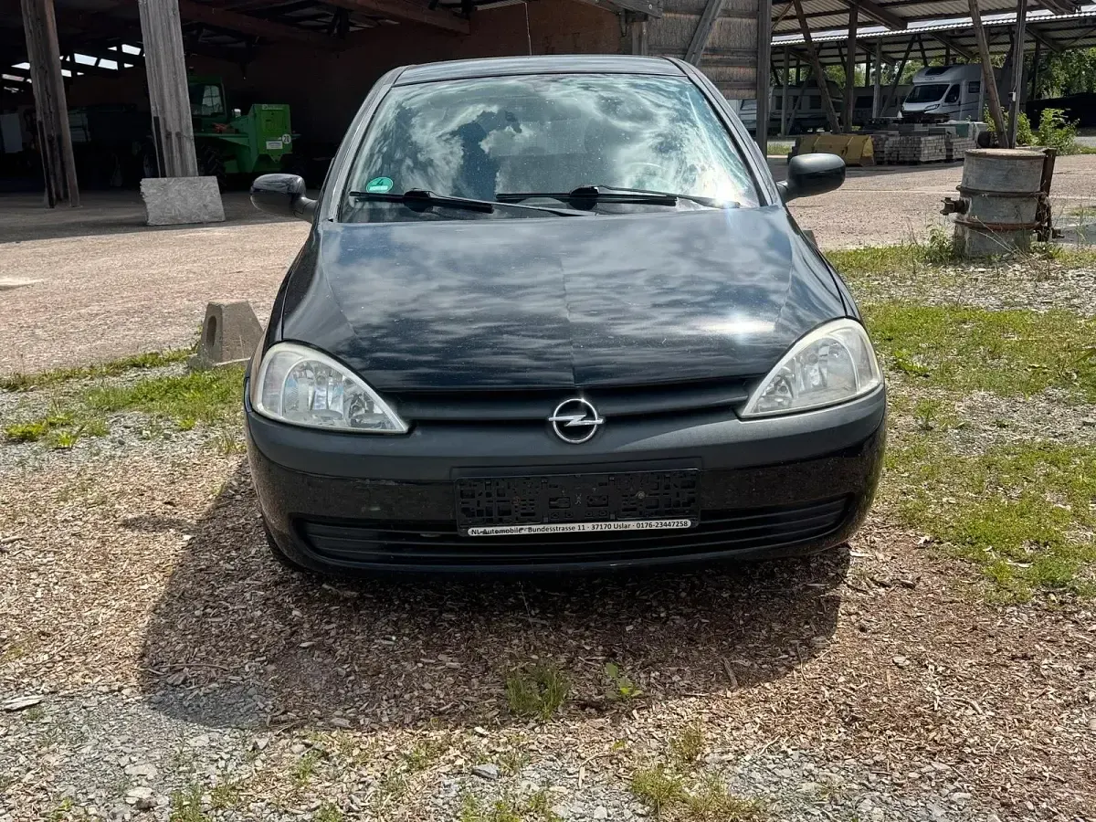 Gebraucht Opel Corsa 75 PS (55 kW) 2001 Schwarz Kleinwagen