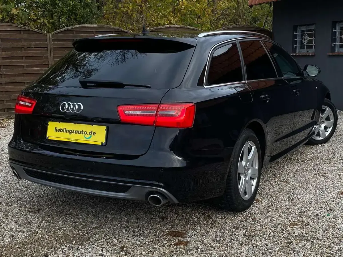 Gebraucht Audi A6 S-Line 204 PS (150 kW) 2013 Phantomschwarz perleffekt Kombi