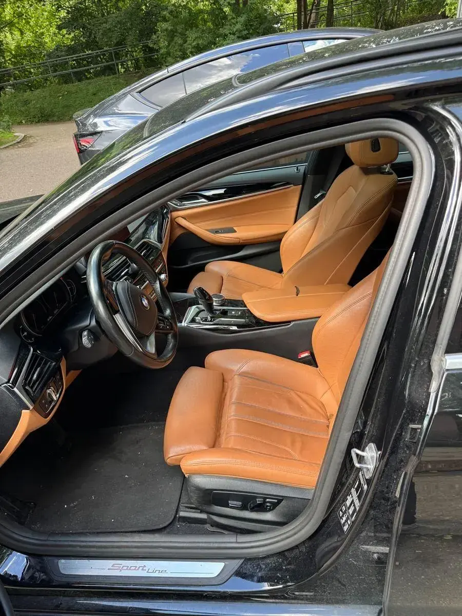 Gebraucht BMW 530 Sport Line 265 PS (194 kW) 2019 Schwarz Limousine