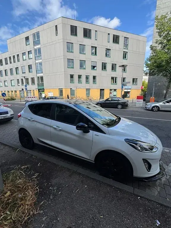 Gebraucht Ford Fiesta Active 125 PS (91 kW) 2020 Weiß Kleinwagen