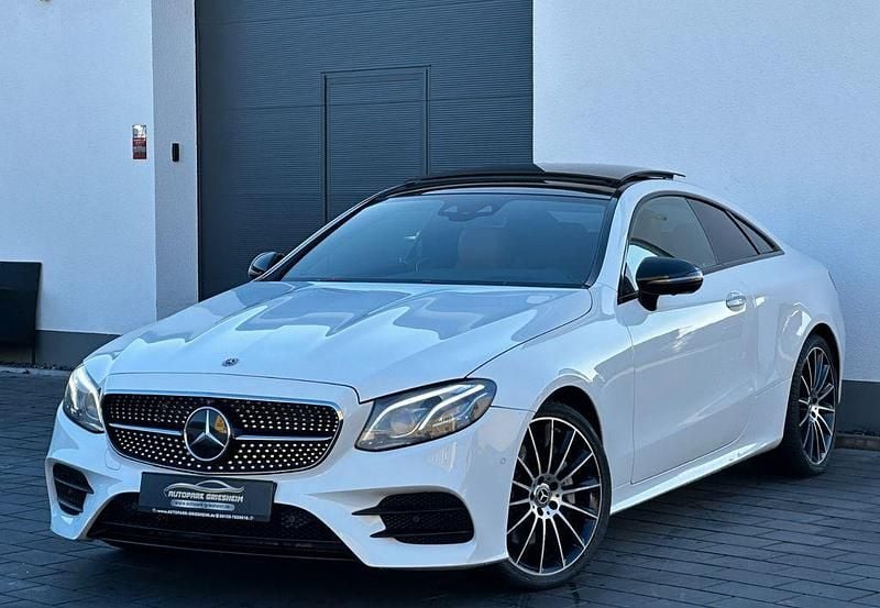 Weiß Gebraucht 2017 Mercedes E400 AMG Coupé | 34.800 € (Fairer Preis) - Bild 1/4