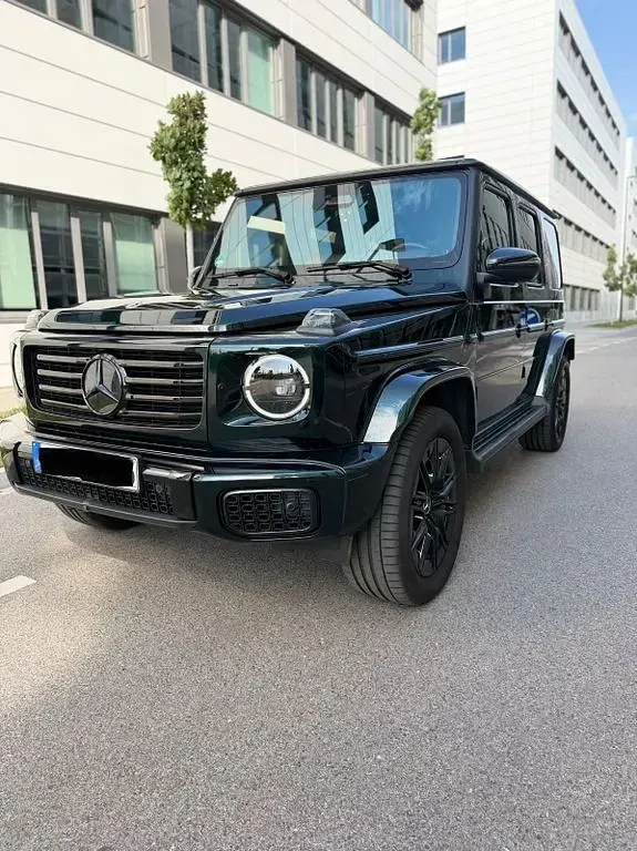 Gebraucht Mercedes G450 AMG line 367 PS (269 kW) 2024 Grün SUV