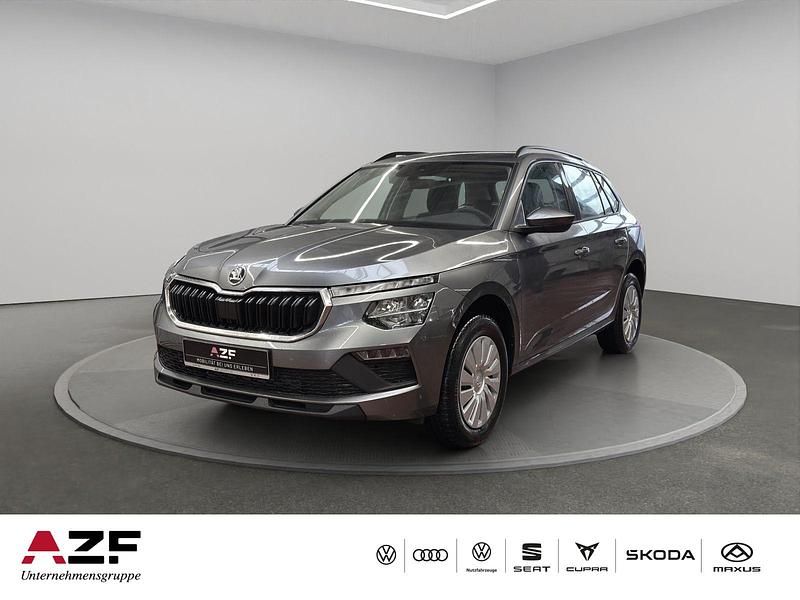 Graphitegrau metallic Neu 2025 Skoda Kamiq Essence SUV | 25.490 € (Guter Preis) - Bild 1/4