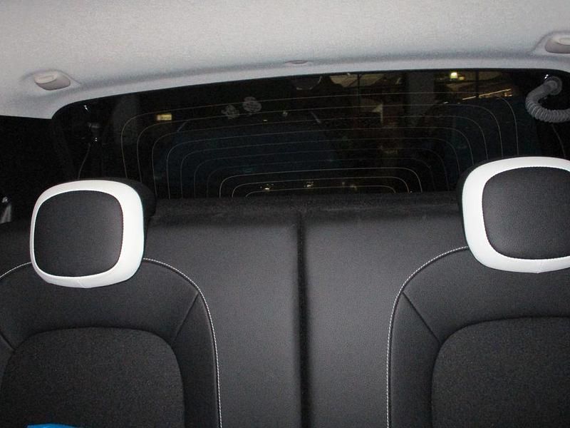 Gebraucht Renault Twingo Techno 60 kW (82 PS) 2022 Schwarz Kleinwagen