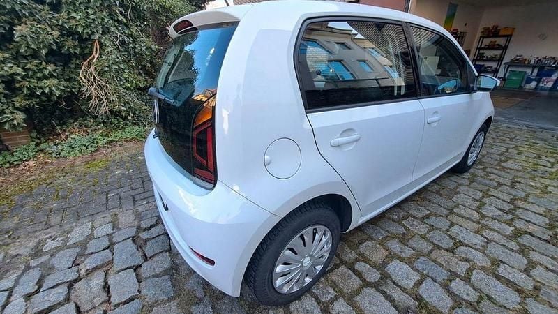 Gebraucht VW up! Move 65 PS (47 kW) 2020 Weiß Kleinwagen