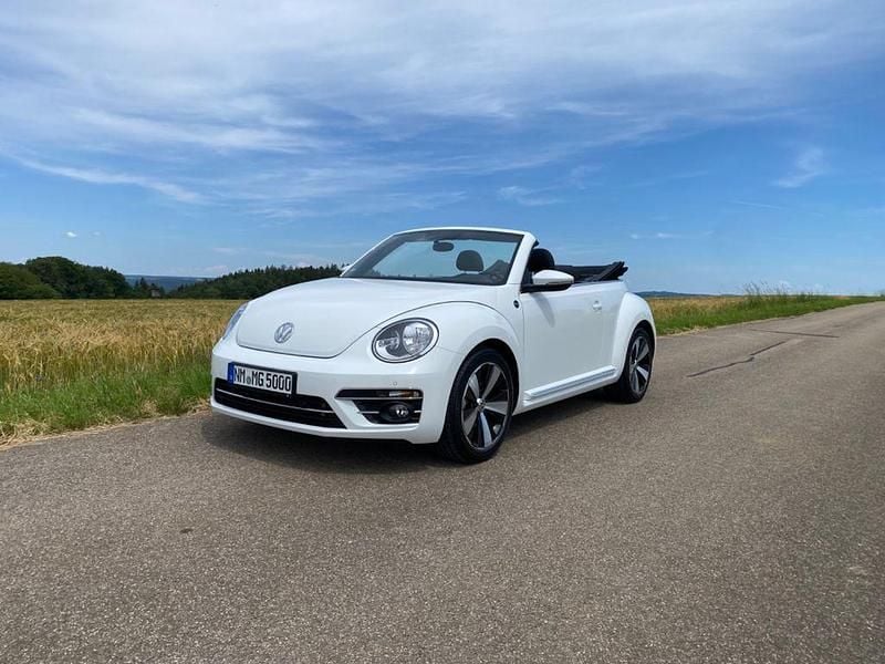 Weiß Gebraucht 2018 VW Beetle Sound Cabrio | 21.500 € (Fairer Preis) - Bild 1/4