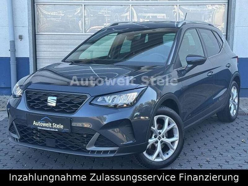 Grau Gebraucht 2024 Seat Arona FR SUV | 16.900 € (Superpreis) - Bild 1/4