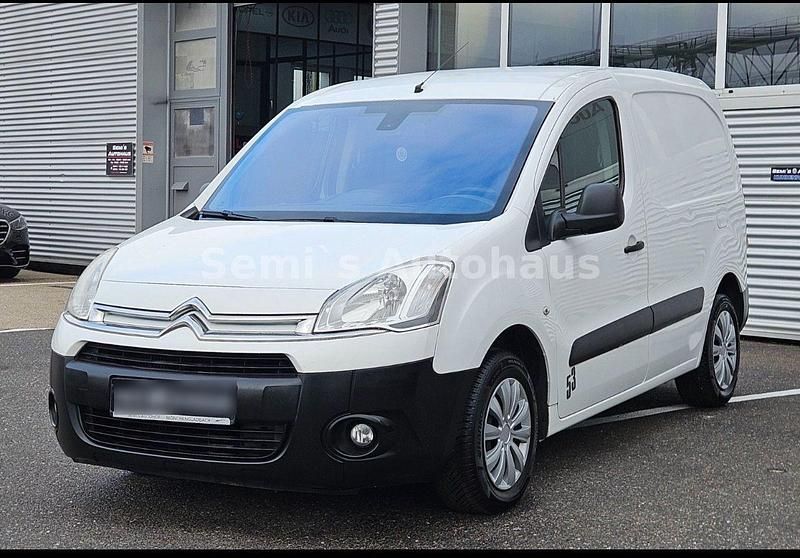 Weiß Gebraucht 2013 Citroën Berlingo Attraction Van / Kleinbus | 3.700 € (Superpreis) - Bild 1/4