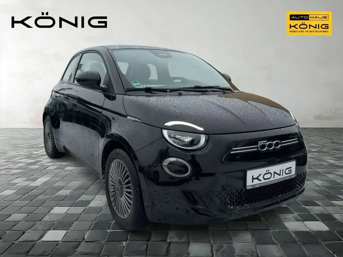 Gebraucht Fiat 500e 86 kW (118 PS) 2024 Schwarz Kleinwagen
